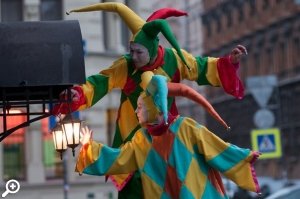 Декабрьский перформанс-карнавальчик на Петроградке