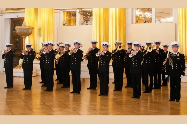Праздничный концерт духового оркестра военно-морской академии