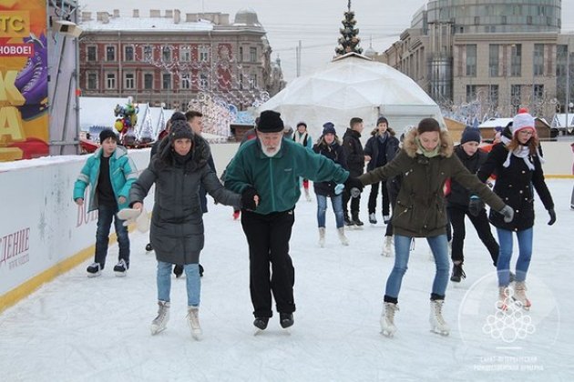 рождественская ярмарка в санкт-петербурге 2015-2016 пионерская площадь