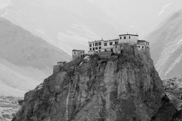 Выставка Александра Дымникова «Свет Тибета»