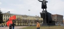 Памятник Ленину у Финляндского вокзала